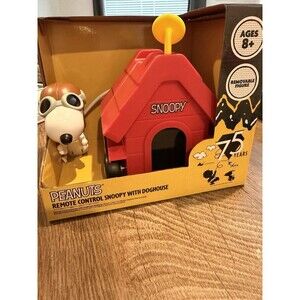 NEW, Peanuts® RC Remote Control Snoopy With Doghouse Toy